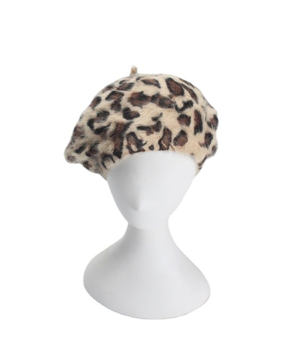 2024 Spring and autumn leopard print fur beret knitted hat INS style adjustable painter hat custom beret for women fitted hat