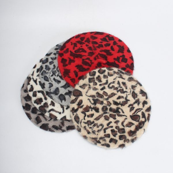 2024 Spring and autumn leopard print fur beret knitted hat INS style adjustable painter hat custom beret for women fitted hat - Image 4