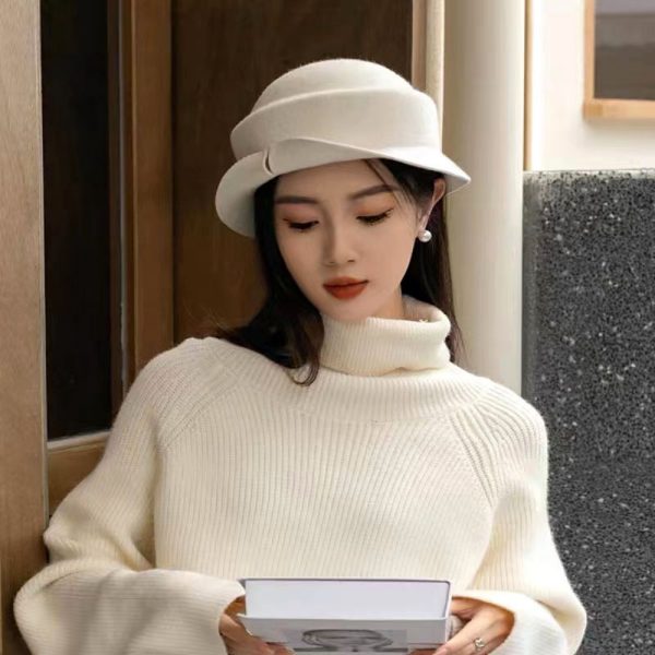 2024 Spring and autumn solid color wool beret hat winter fedora woman hats wholesale party brimless cap
