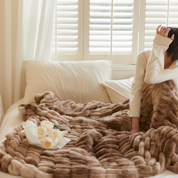 fake fur designer rabbit fur throw blanket custom carved bed double down blanket weighted coral fleece flannel blankets throws - Image 4