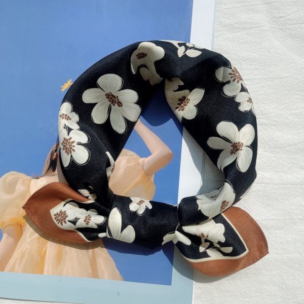 wholesale small daisy pattern silk scarf custom logo 53*53 cm women head silk scarves popular style silk scarves - Image 3
