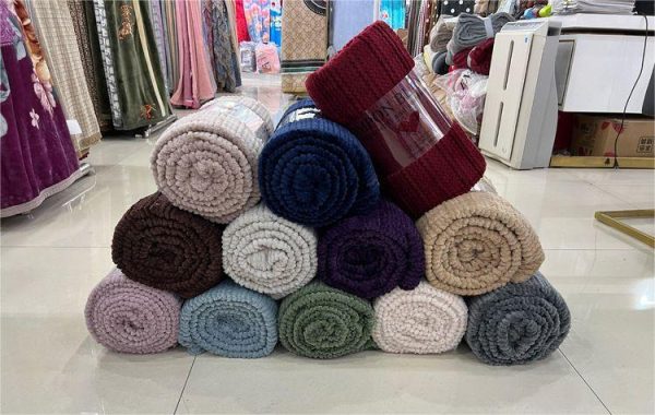 2023 hot sale fleece flannel blanket for winter custom diamond pattern bed weighted coral fleece blankets sherpa blanket - Image 2