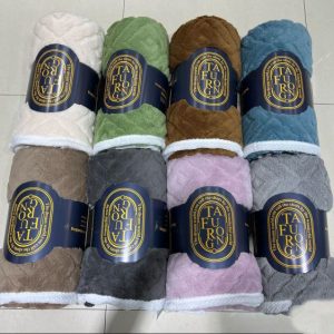 2023 new fleece flannel blanket for winter custom diamond pattern bed weighted coral fleece flannel blankets throws