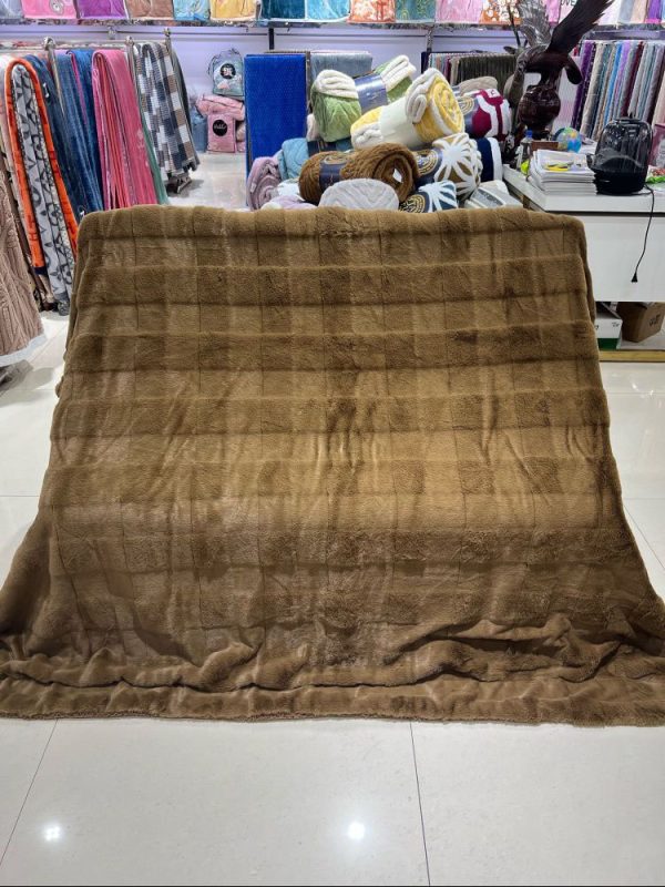 2023 new sherpa throw faux fur fleece flannel blanket for winter custom Double -layer bed weighted coral fleece flannel blanket - Image 2