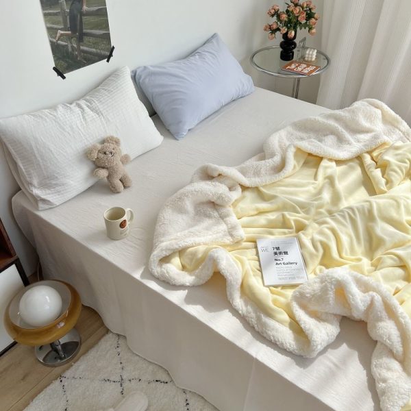 2024 wholesale solid color blanket plain baby bed throw blanket custom fleece warm winter soft blanket - Image 2