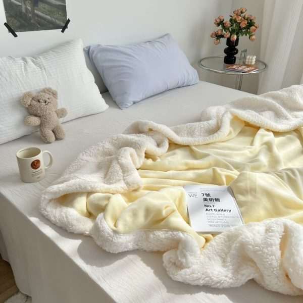 2024 wholesale solid color blanket plain baby bed throw blanket custom fleece warm winter soft blanket - Image 4