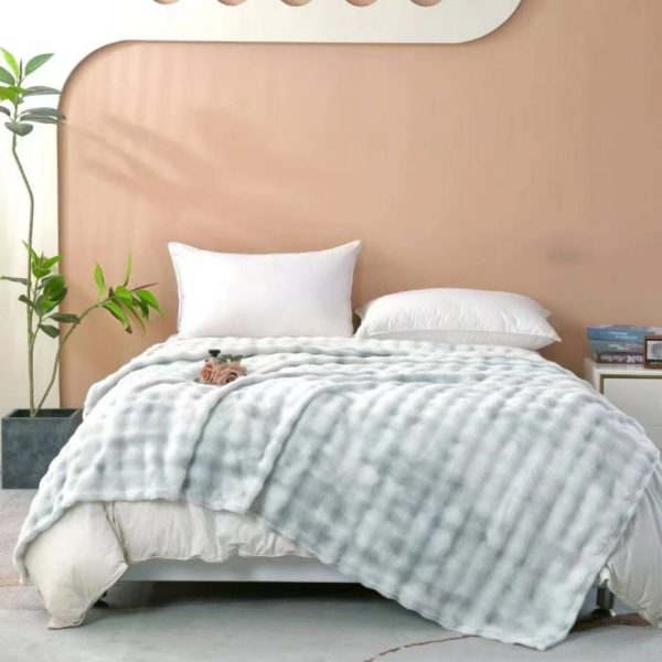 custom winter blankets wholesale fleece thickening bed  blankets double soft cozy coral fleece blankets - Image 2